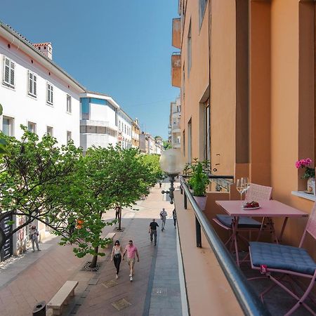 E&F Luxury Apartments Pula Extérieur photo