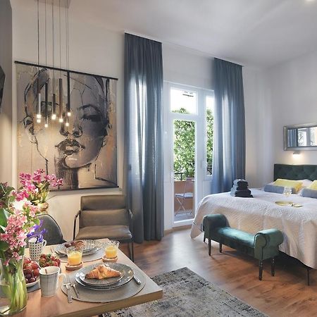 E&F Luxury Apartments Pula Extérieur photo