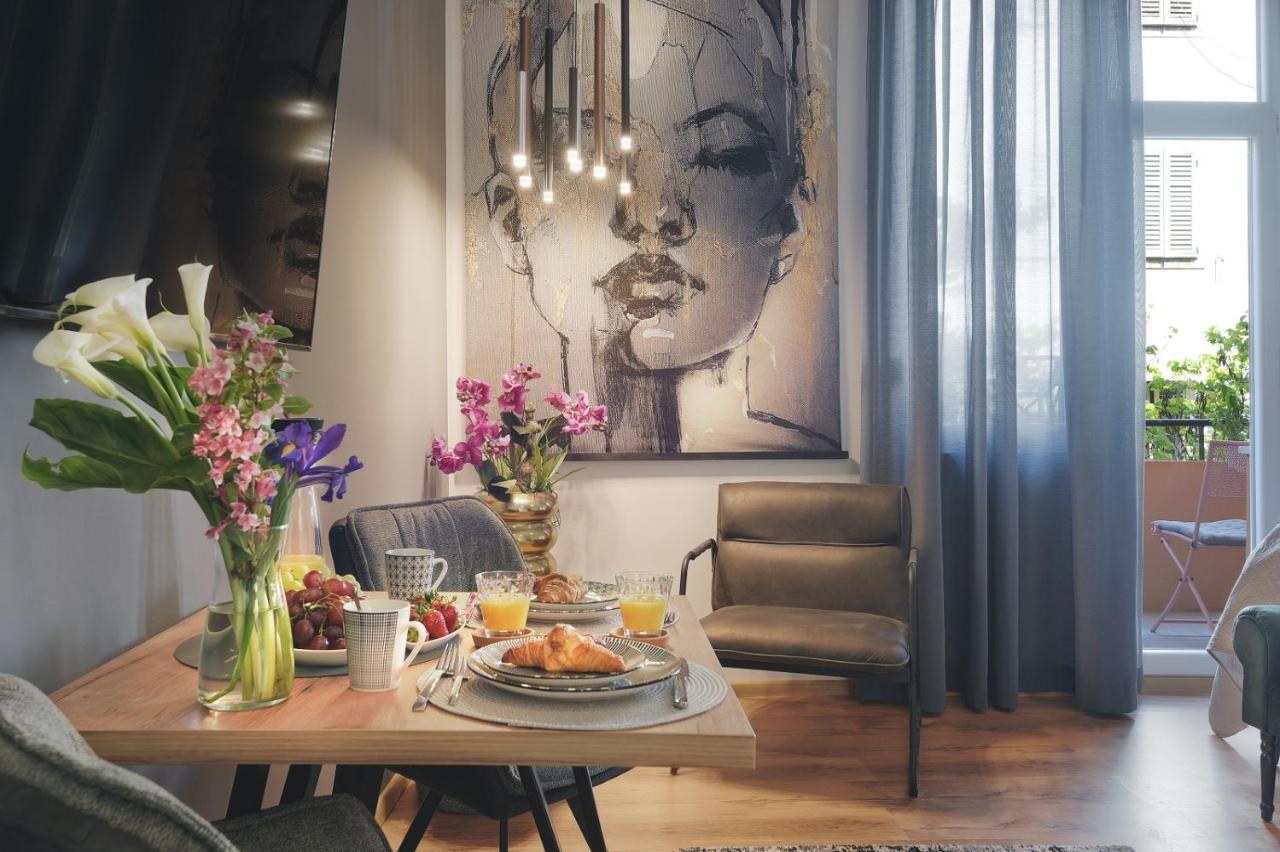 E&F Luxury Apartments Pula Extérieur photo